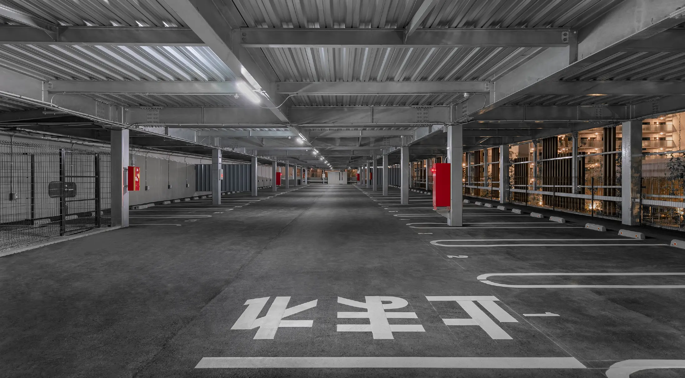 自走式平面駐車場