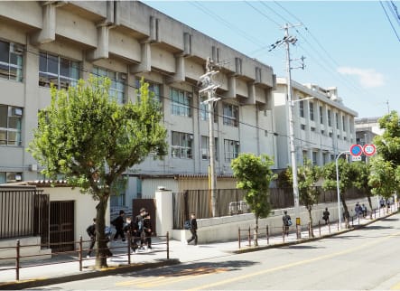 市立高津中学校