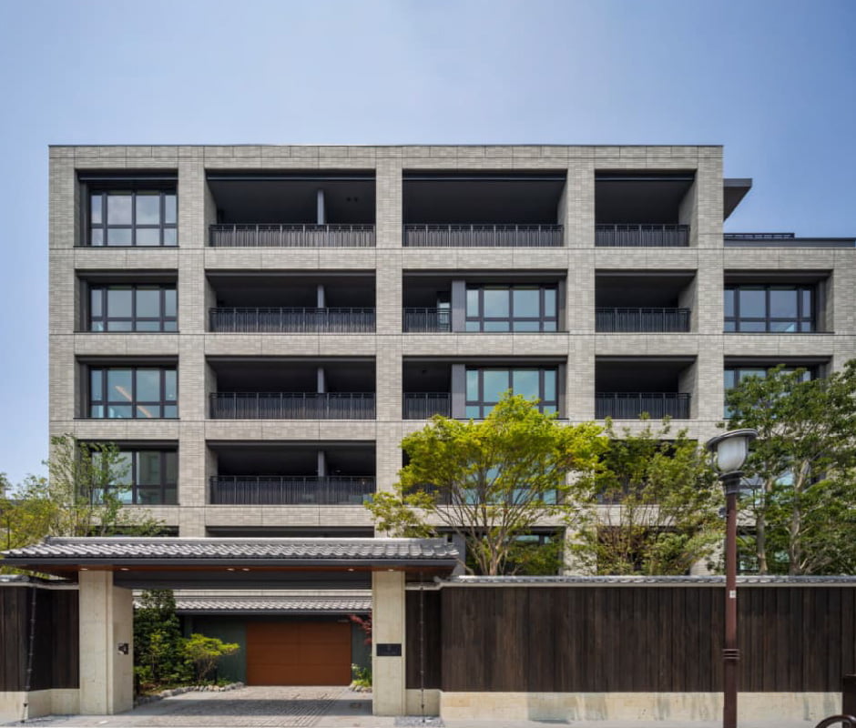 グラン レ・ジェイド 白壁 凛然ノ邸