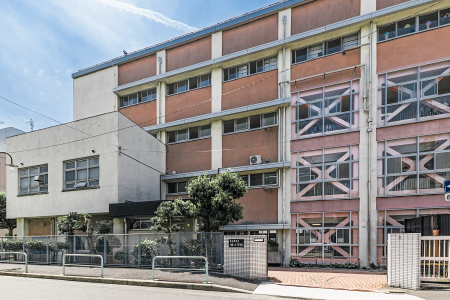 市立橘小学校（約210m）