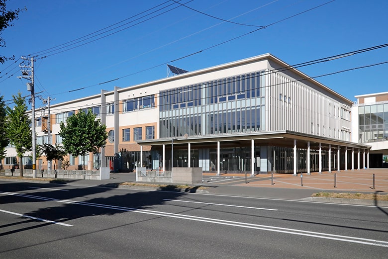 市立札幌開成中等教育学校 徒歩10分(約790m)