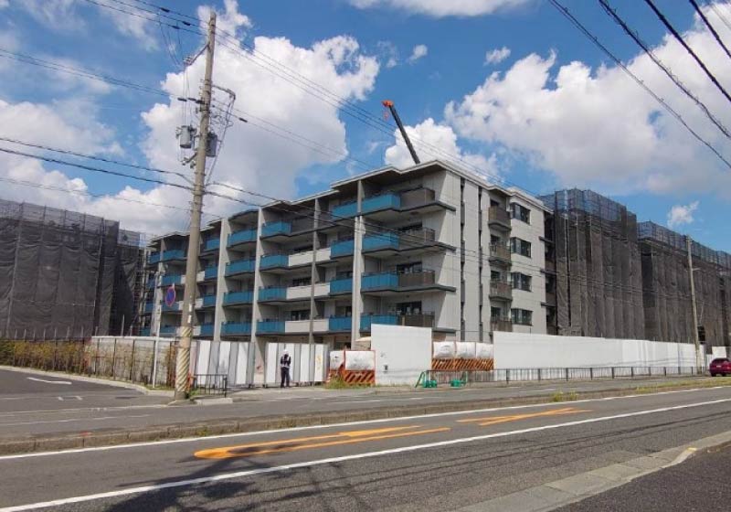 敷地南東より
