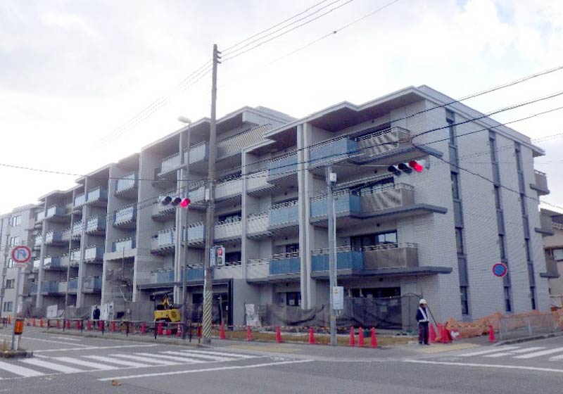 北東からの外観