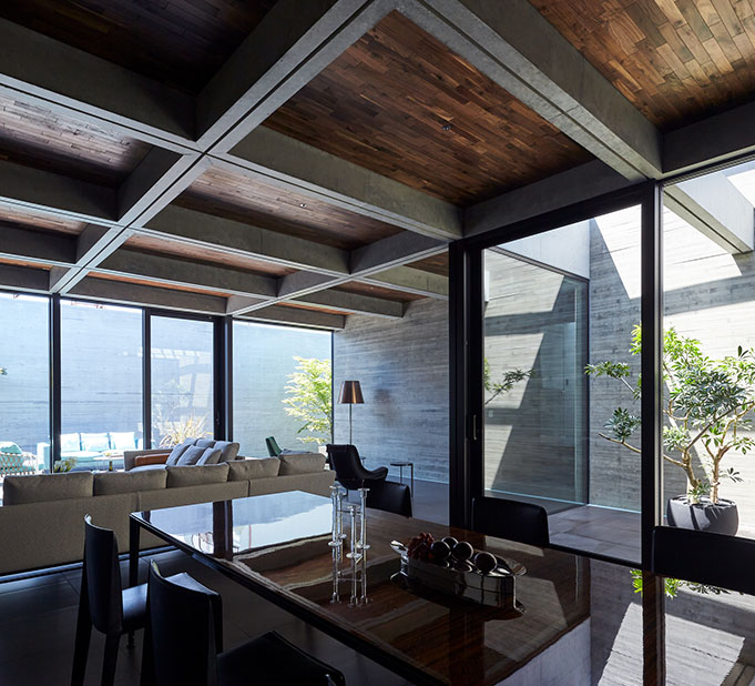 ORTHO(2020年竣工 Private house)